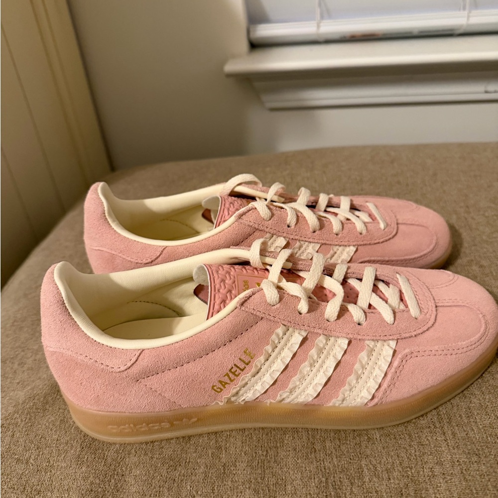 Adidas Originals Gazelle Indoor Sneakers in Wonder Mauve/Cream White/Gum Size 7 - Picture 3 of 9